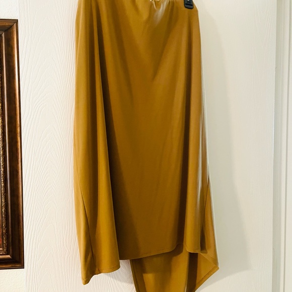 A perfect fall skirt - Picture 2 of 6